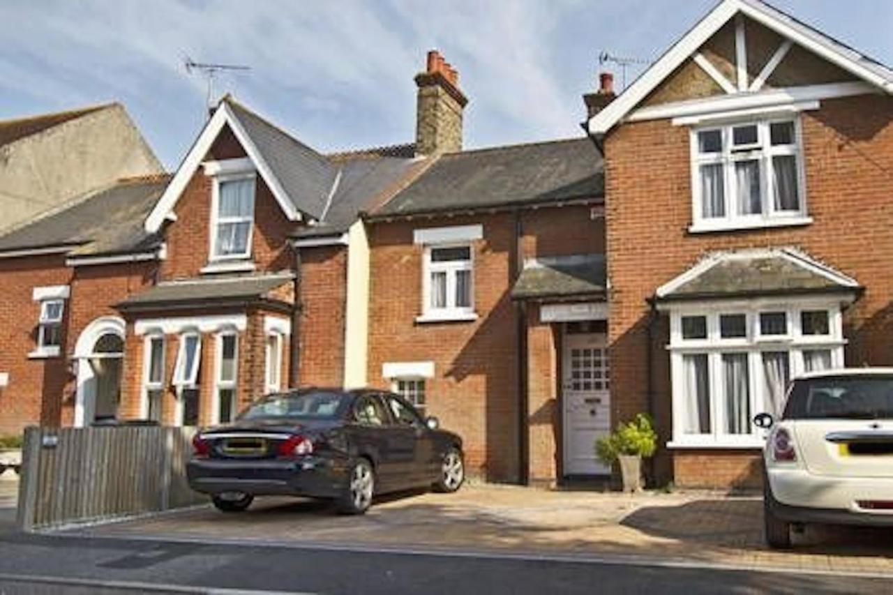Endearing Edwardian House In Quaint Deal, Kent Exterior foto